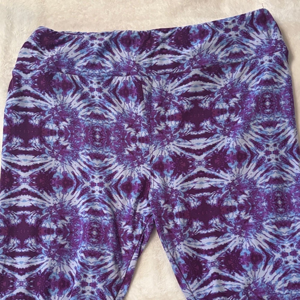 LuLaRoe Women's Leggings in Purple and Blue Pattern